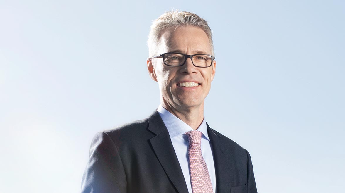 Kim Comperl Kim Comperl, Vorstand B. Metzler seel. Sohn & Co. AG